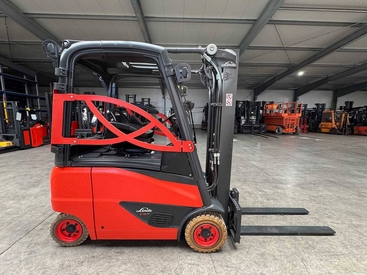 2020 SERVICE+UVV 07/2026 LINDE E16PH TRIPLEX 462CM ELECTRIC FORKLIFT 5,194 HOURS - Gaffeltruck: billede 3 2020 SERVICE+UVV 07/2026 LINDE E16PH TRIPLEX 462CM ELECTRIC FORKLIFT 5,194 HOURS - Gaffeltruck: billede 3