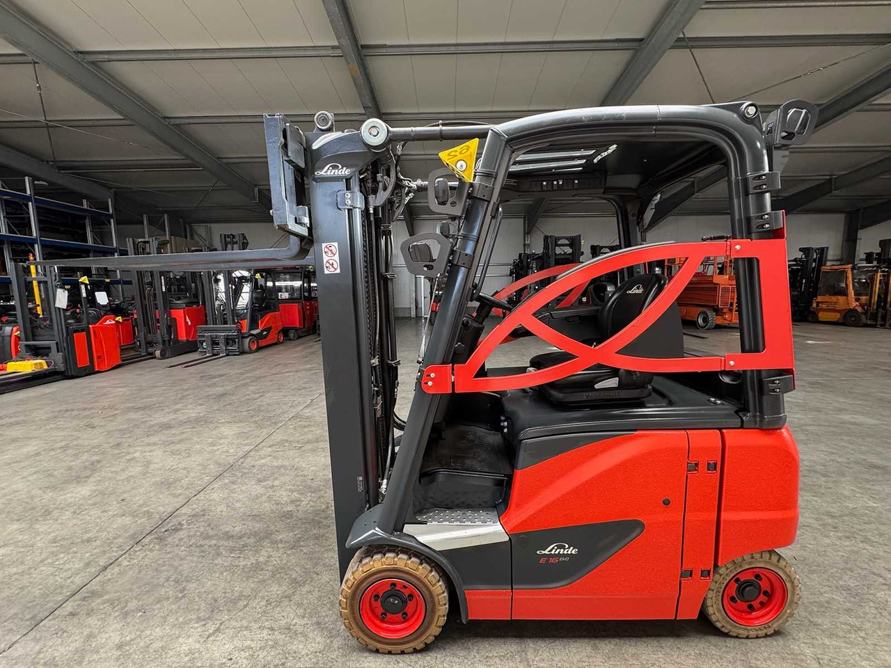 2020 SERVICE+UVV 07/2026 LINDE E16PH TRIPLEX 462CM ELECTRIC FORKLIFT 5,194 HOURS - Gaffeltruck: billede 5 2020 SERVICE+UVV 07/2026 LINDE E16PH TRIPLEX 462CM ELECTRIC FORKLIFT 5,194 HOURS - Gaffeltruck: billede 5