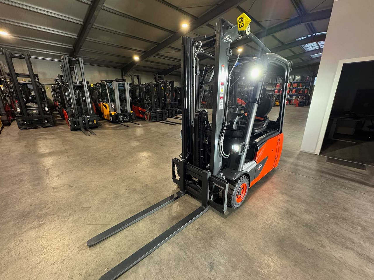 2020 SERVICE+UVV 10/2026 LINDE E16 DUPLEX FREE LIFT 3RD + 4TH VALVE ELECTRIC FORKLIFT 12,549 HOURS - Gaffeltruck: billede 4 2020 SERVICE+UVV 10/2026 LINDE E16 DUPLEX FREE LIFT 3RD + 4TH VALVE ELECTRIC FORKLIFT 12,549 HOURS - Gaffeltruck: billede 4