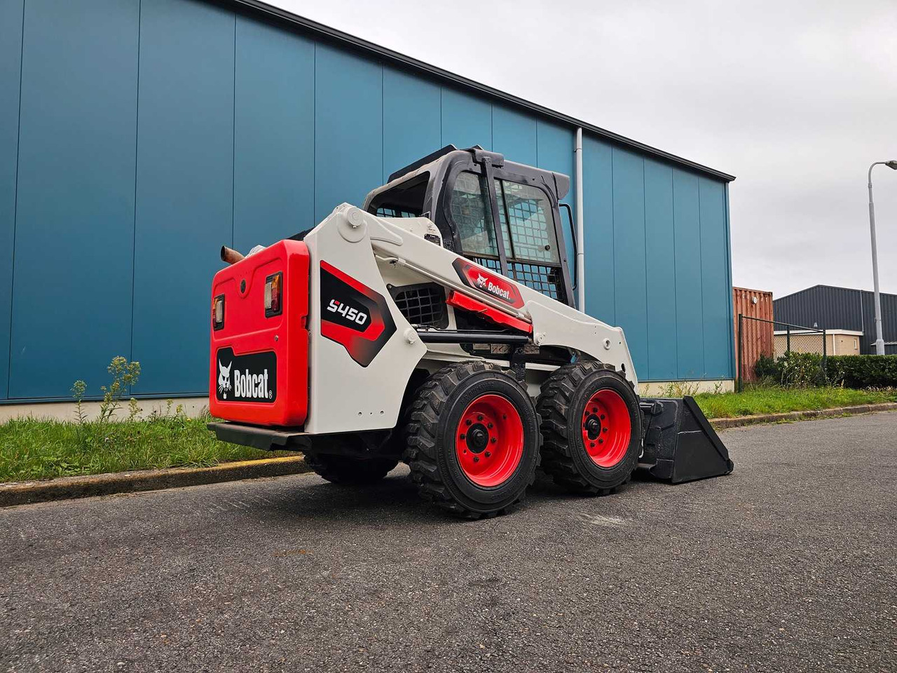 2023 BOBCAT S450 SKID STEER LOADER - Skridstyret minilæsser på bånd: billede 4 2023 BOBCAT S450 SKID STEER LOADER - Skridstyret minilæsser på bånd: billede 4