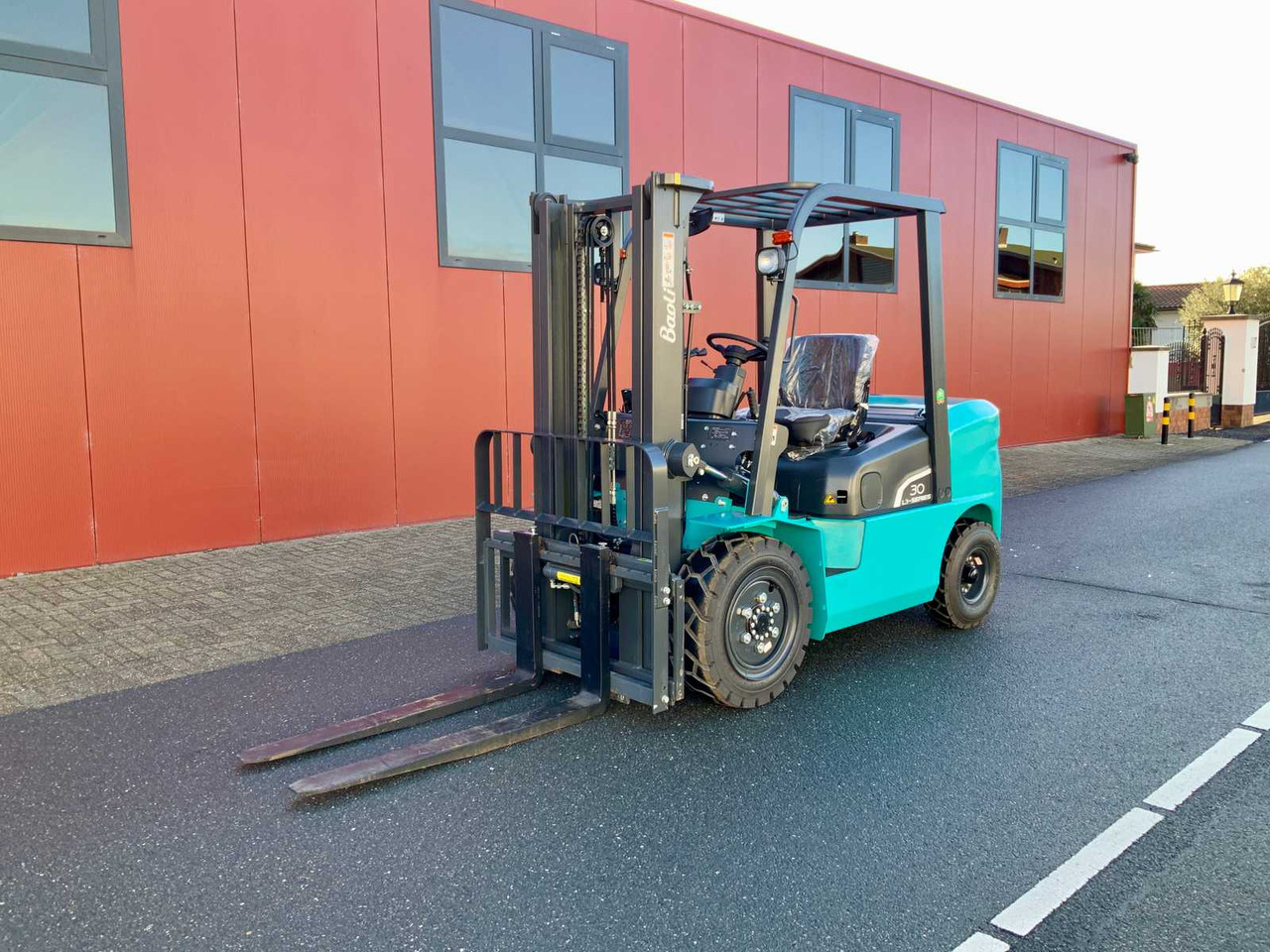 2025 BAOLI/KION KB30-L3 FORKLIFT - Gaffeltruck: billede 2 2025 BAOLI/KION KB30-L3 FORKLIFT - Gaffeltruck: billede 2