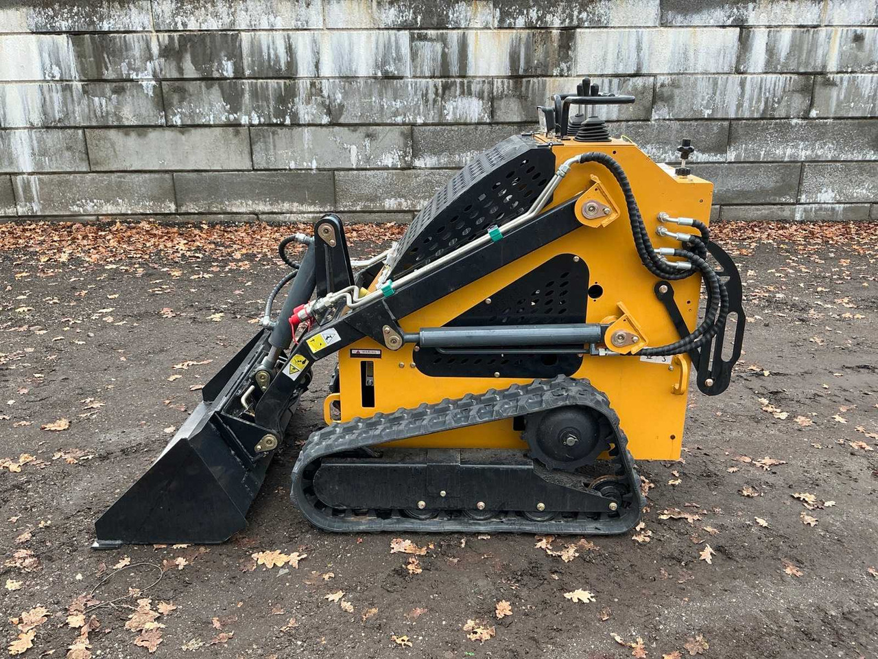 2025 LIHUE T360 SKID STEER LOADER UNUSED - Skridstyret minilæsser på bånd: billede 2 2025 LIHUE T360 SKID STEER LOADER UNUSED - Skridstyret minilæsser på bånd: billede 2