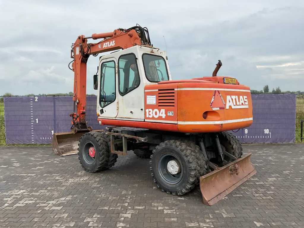 ATLAS 1304 WHEELED EXCAVATOR - Hjulgravemaskine: billede 4 ATLAS 1304 WHEELED EXCAVATOR - Hjulgravemaskine: billede 4