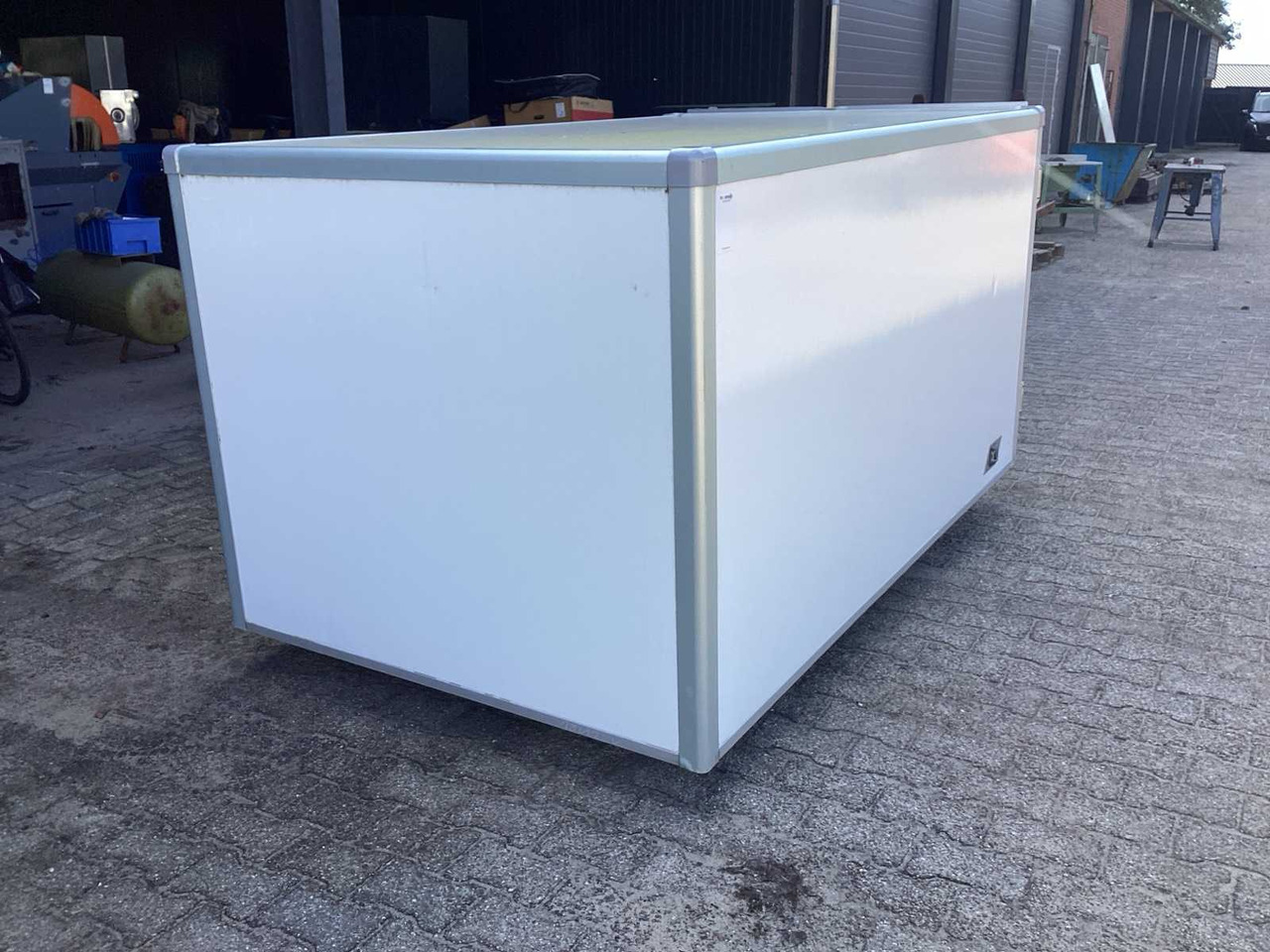 ESSELMANN CARGO BOX L SURFACE MOUNT UNIT - Anhænger: billede 3 ESSELMANN CARGO BOX L SURFACE MOUNT UNIT - Anhænger: billede 3