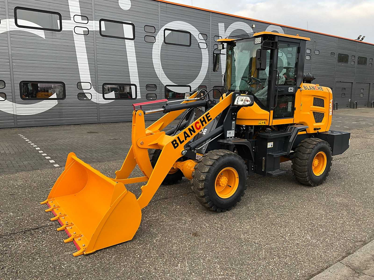 Blanche TW36 - Gummihjulslæsser: billede 1 Blanche TW36 - Gummihjulslæsser: billede 1