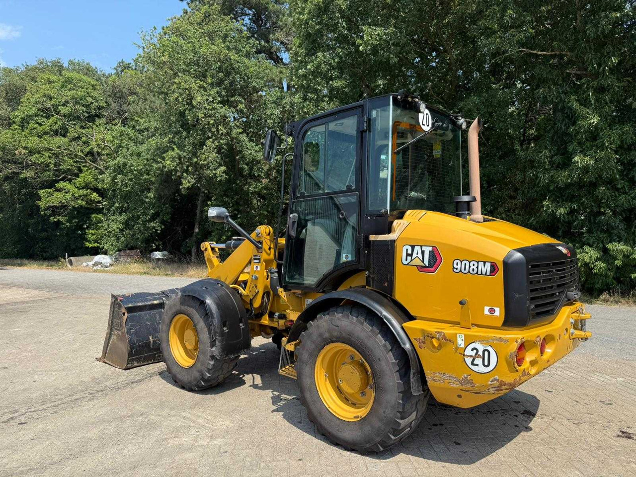 CAT - 908M - JOYSTICK CONTROL, INCL RUBBLE BIN - SHOVEL - Gummihjulslæsser: billede 3 CAT - 908M - JOYSTICK CONTROL, INCL RUBBLE BIN - SHOVEL - Gummihjulslæsser: billede 3