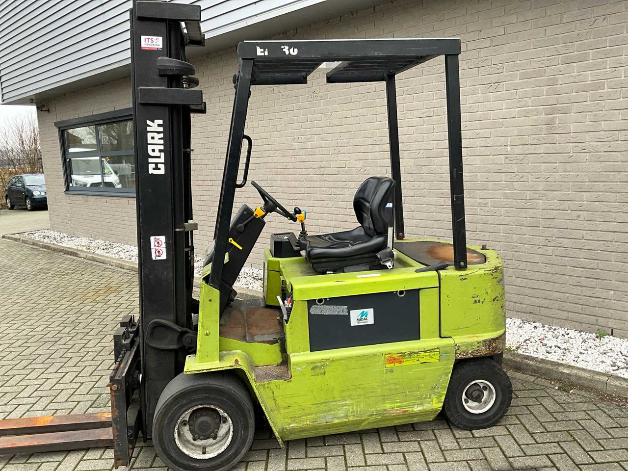 CLARK - EM30S - FORKLIFT - Gaffeltruck: billede 2 CLARK - EM30S - FORKLIFT - Gaffeltruck: billede 2