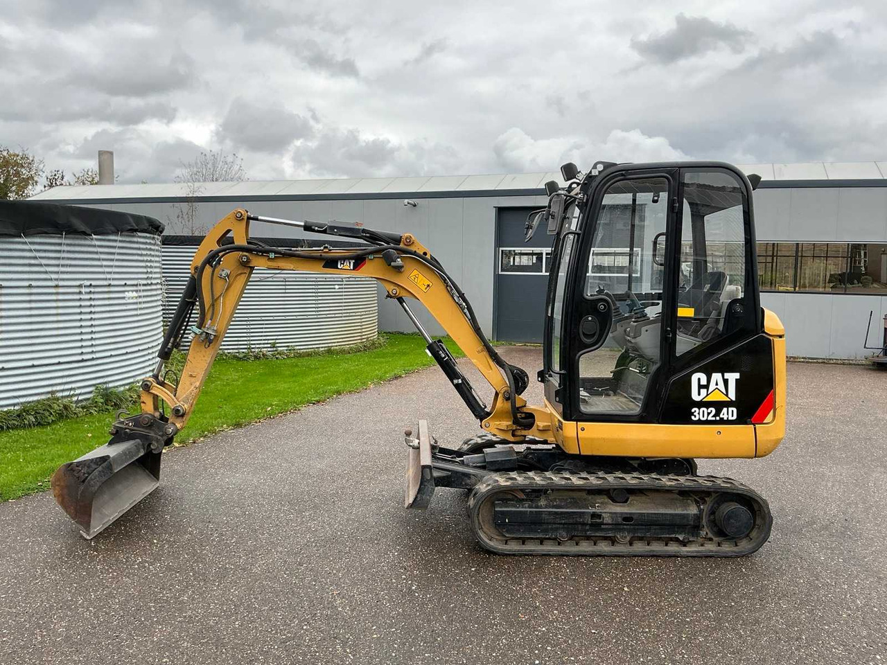 Caterpillar 302.4D - Minigravemaskine: billede 2 Caterpillar 302.4D - Minigravemaskine: billede 2