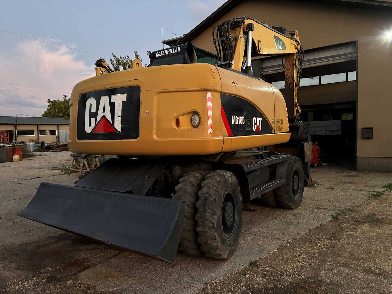 Caterpillar M316D - Hjulgravemaskine: billede 2 Caterpillar M316D - Hjulgravemaskine: billede 2