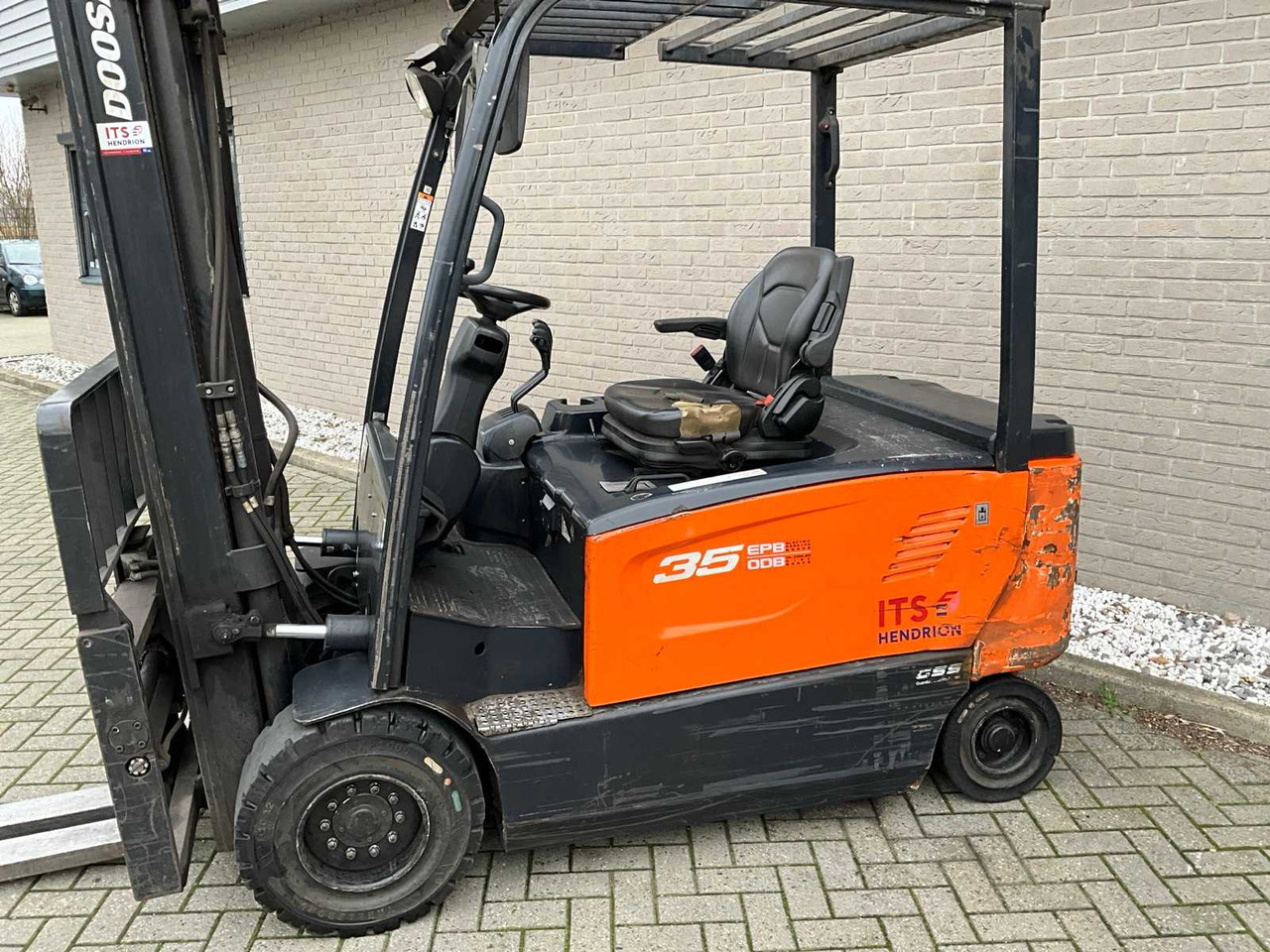 DOOSAN - B35X-7 - FORKLIFT - Gaffeltruck: billede 2 DOOSAN - B35X-7 - FORKLIFT - Gaffeltruck: billede 2