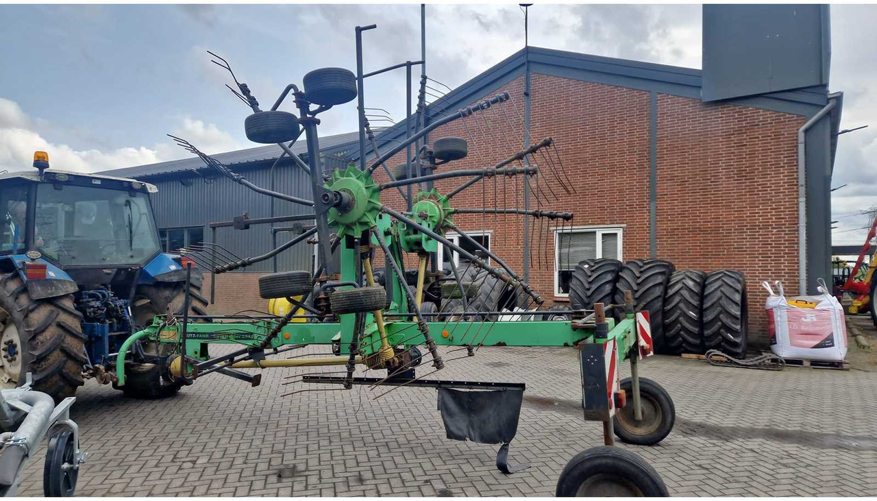 Deutz 6654 - Udstyr til hø: billede 3 Deutz 6654 - Udstyr til hø: billede 3