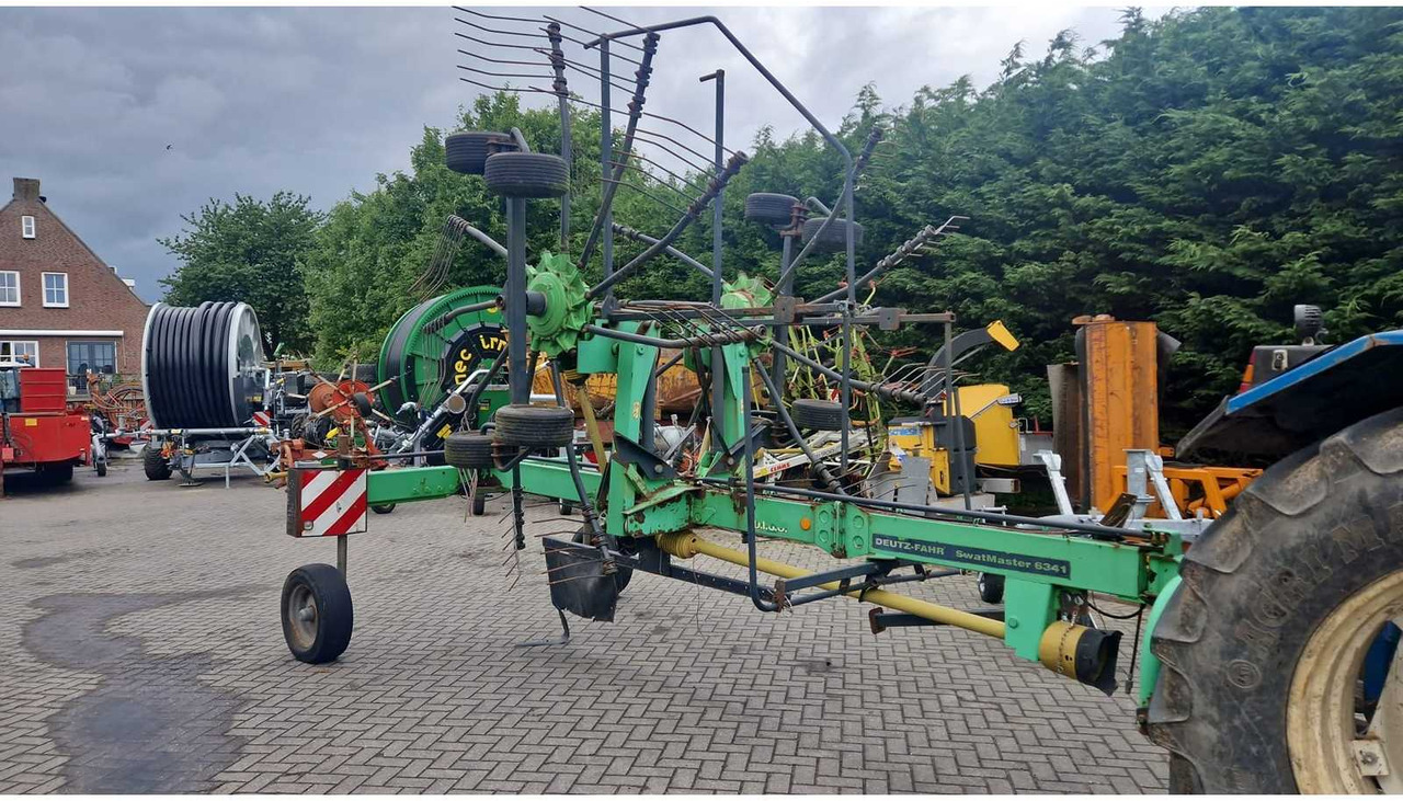 Deutz 6654 - Udstyr til hø: billede 2 Deutz 6654 - Udstyr til hø: billede 2
