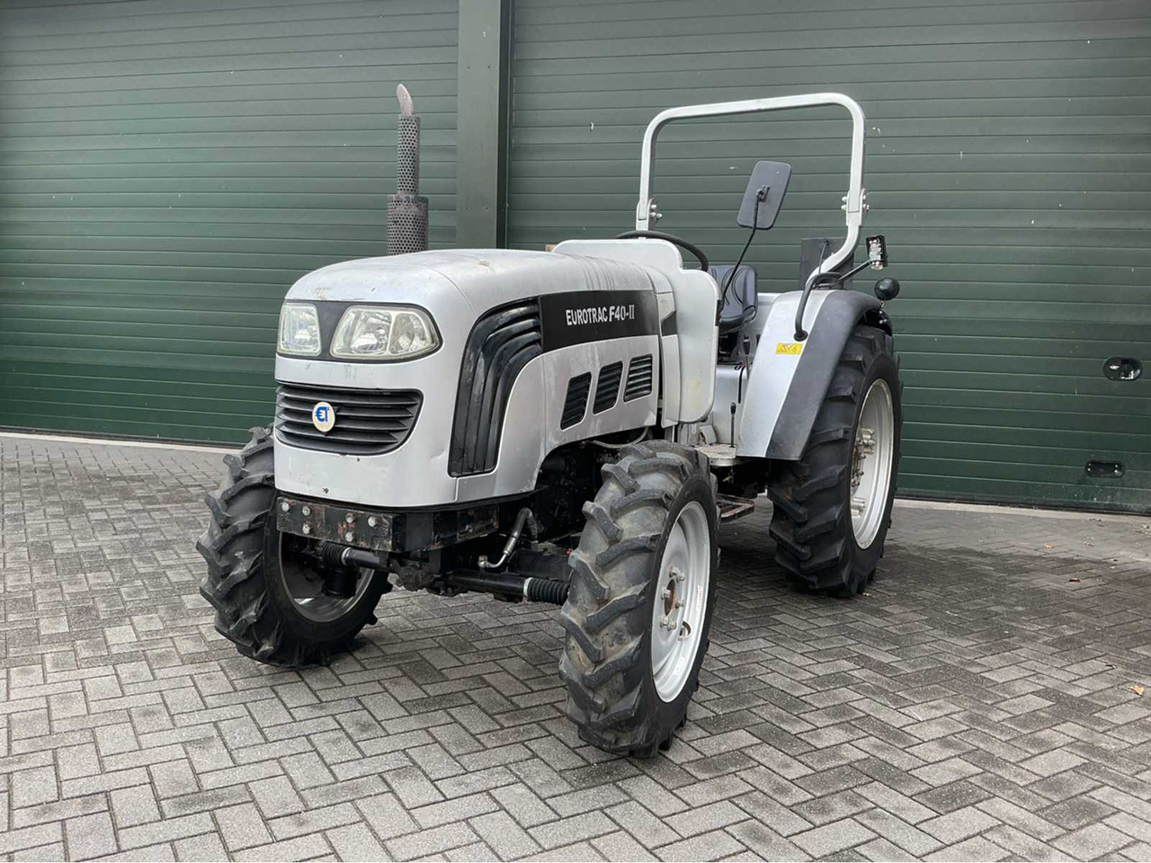 Euro Trac EURO TRAC - 2009 - F40II - ALL-WHEEL DRIVE FARM TRACTOR - Traktor: billede 1 Euro Trac EURO TRAC - 2009 - F40II - ALL-WHEEL DRIVE FARM TRACTOR - Traktor: billede 1