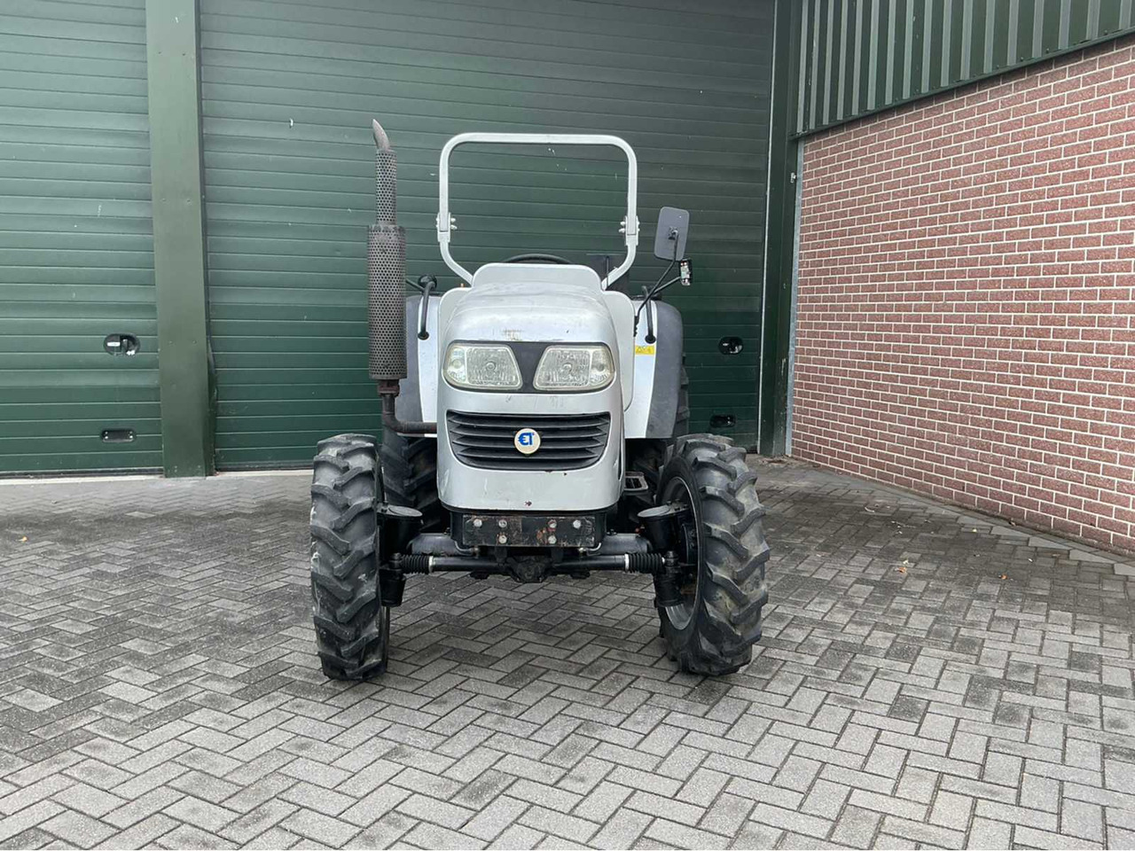 Euro Trac EURO TRAC - 2009 - F40II - ALL-WHEEL DRIVE FARM TRACTOR - Traktor: billede 3 Euro Trac EURO TRAC - 2009 - F40II - ALL-WHEEL DRIVE FARM TRACTOR - Traktor: billede 3