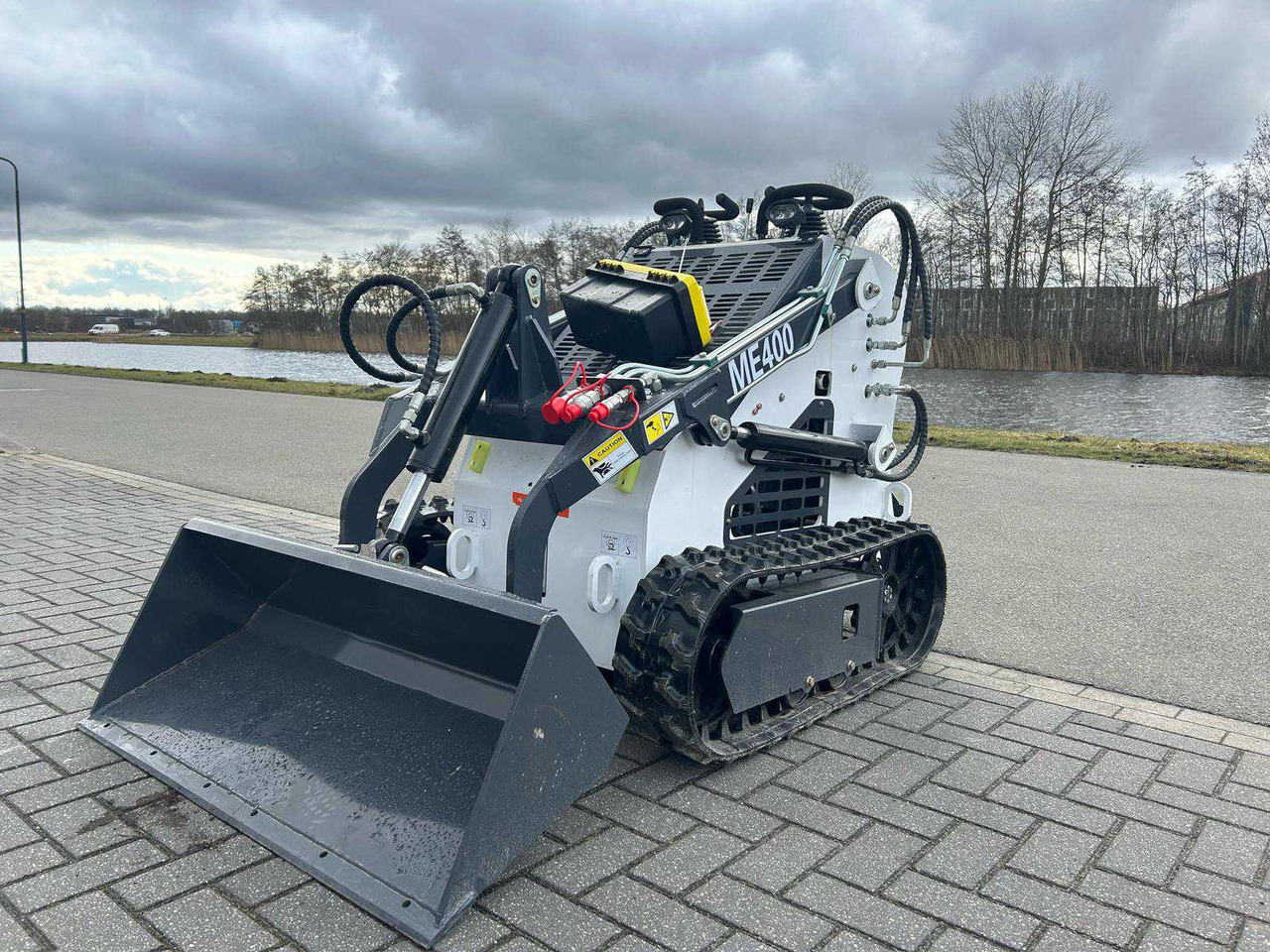 FF industrial ME400 - Gummihjulslæsser: billede 1 FF industrial ME400 - Gummihjulslæsser: billede 1