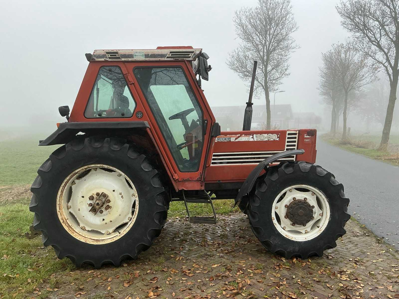 Fiat 1990 FIAT 70-90 DT ALL-WHEEL DRIVE FARM TRACTOR - Traktor: billede 4 Fiat 1990 FIAT 70-90 DT ALL-WHEEL DRIVE FARM TRACTOR - Traktor: billede 4