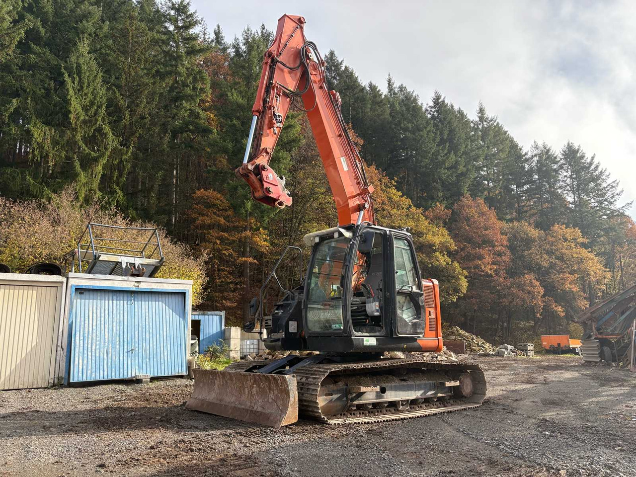 HITACHI ZX135US (2021) – CRAWLER EXCAVATOR WITH HUGE ACCESSORY PACKAGE - Gravemaskine: billede 2 HITACHI ZX135US (2021) – CRAWLER EXCAVATOR WITH HUGE ACCESSORY PACKAGE - Gravemaskine: billede 2