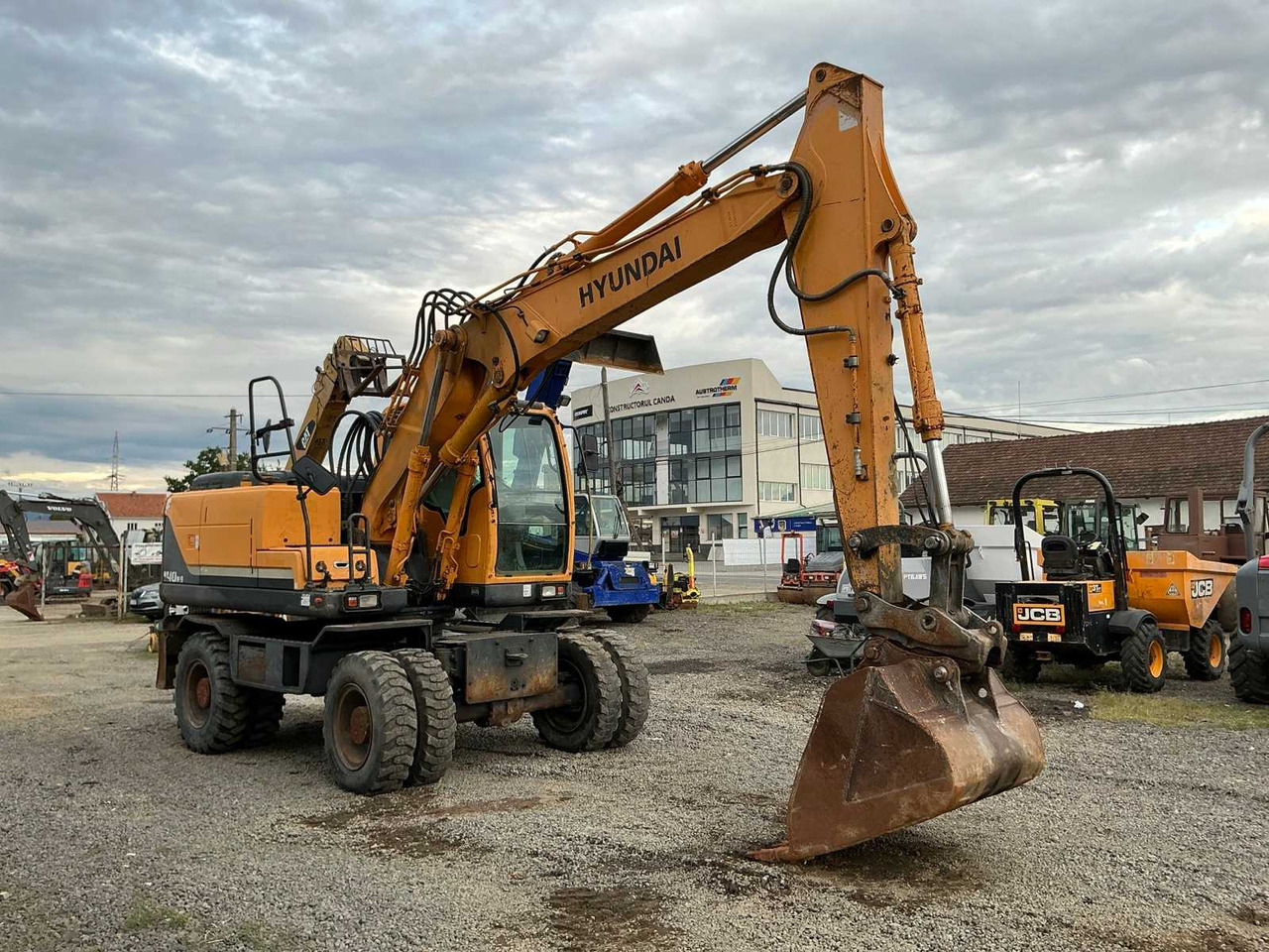 HYUNDAI - ROBEX 140W-9 - WHEELED EXCAVATOR - 2010 - Hjulgravemaskine: billede 1 HYUNDAI - ROBEX 140W-9 - WHEELED EXCAVATOR - 2010 - Hjulgravemaskine: billede 1