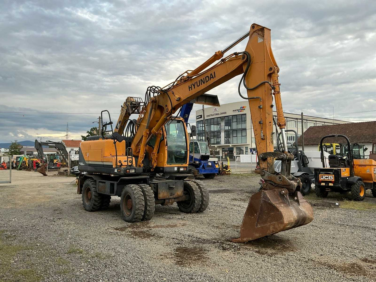 HYUNDAI - ROBEX 140W-9 - WHEELED EXCAVATOR - 2010 - Hjulgravemaskine: billede 4 HYUNDAI - ROBEX 140W-9 - WHEELED EXCAVATOR - 2010 - Hjulgravemaskine: billede 4
