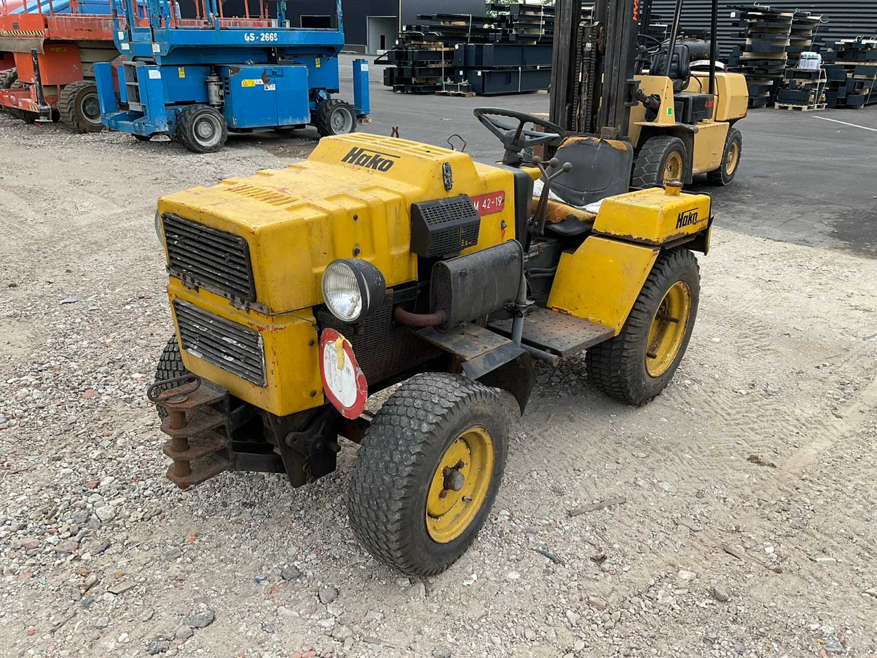 Hakotrac 3800 D - Minitraktor: billede 1 Hakotrac 3800 D - Minitraktor: billede 1