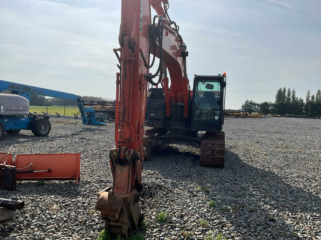 Hitachi Zaxis 225uslc - Bæltegravemaskine: billede 3 Hitachi Zaxis 225uslc - Bæltegravemaskine: billede 3