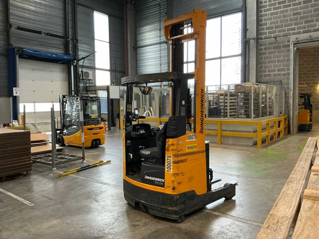 JUNGHEINRICH - 2014 - ETV214 - FORKLIFT - Gaffeltruck: billede 4 JUNGHEINRICH - 2014 - ETV214 - FORKLIFT - Gaffeltruck: billede 4