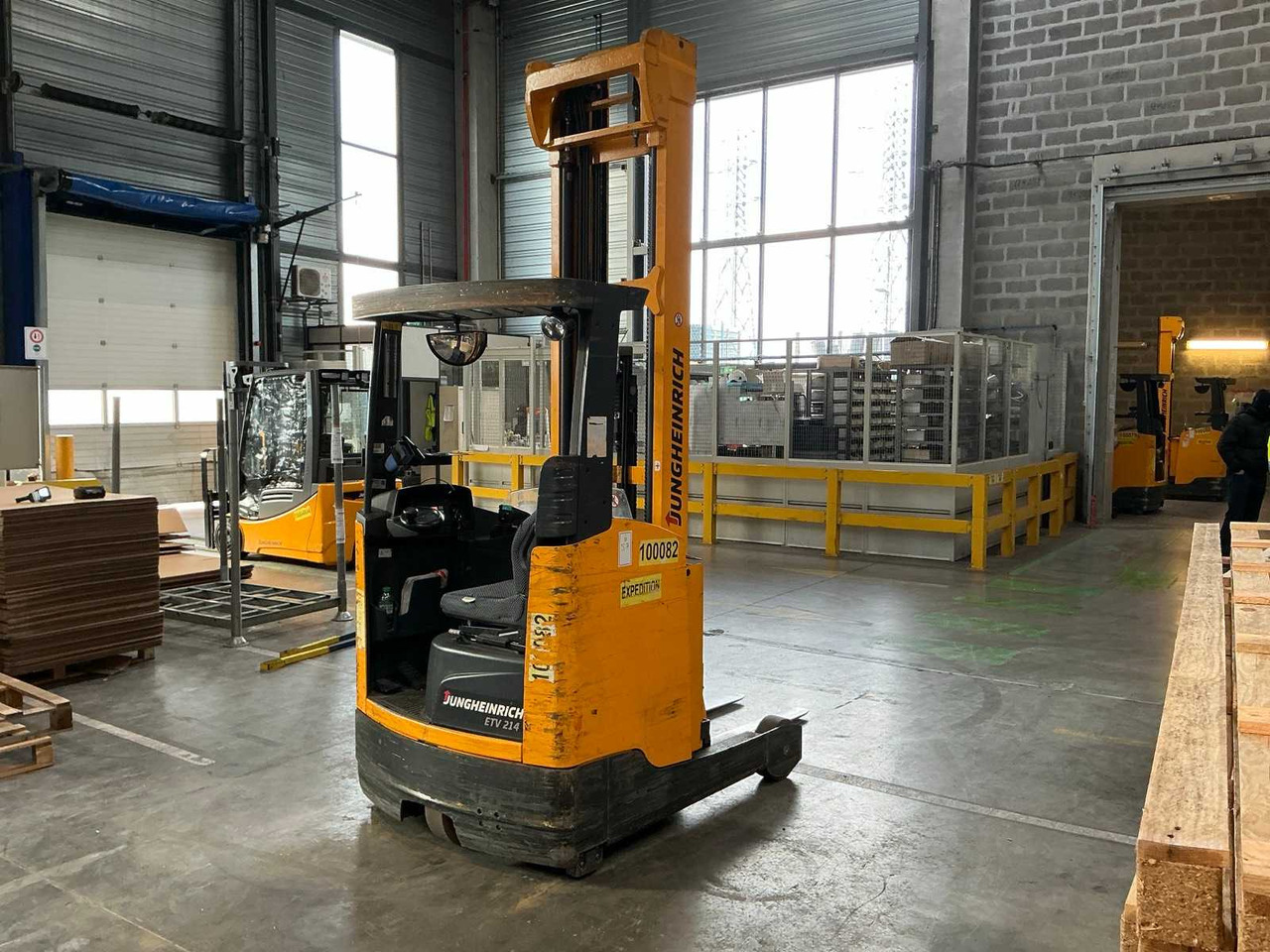JUNGHEINRICH - 2014 - EVT214 - FORKLIFT - Gaffeltruck: billede 4 JUNGHEINRICH - 2014 - EVT214 - FORKLIFT - Gaffeltruck: billede 4