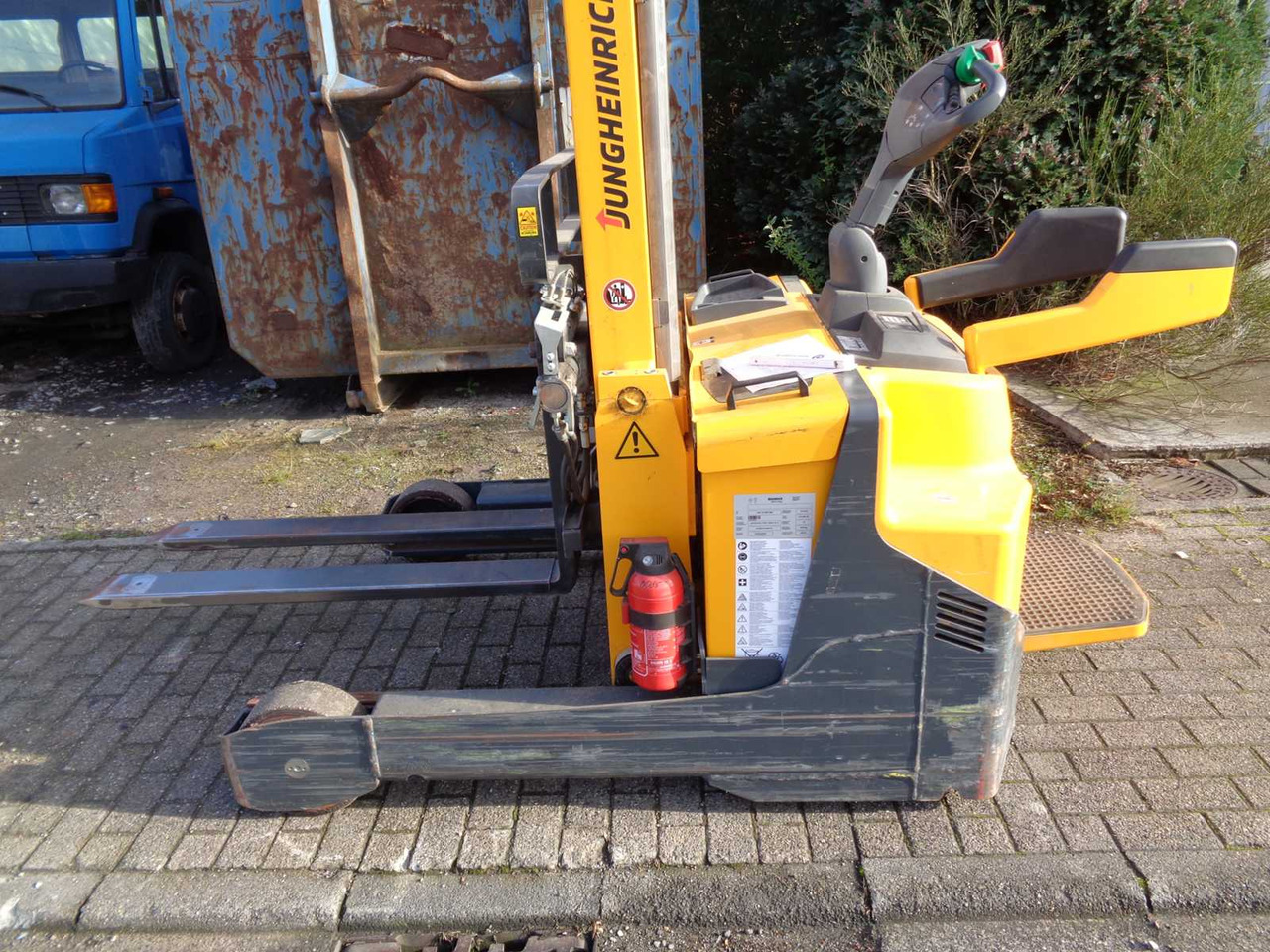 JUNGHEINRICH ERV 308 DRAWBAR REACH TRUCK WITH PLATFORM, JUNGHEINRICH-ERV 308 - Gaffeltruck: billede 1 JUNGHEINRICH ERV 308 DRAWBAR REACH TRUCK WITH PLATFORM, JUNGHEINRICH-ERV 308 - Gaffeltruck: billede 1