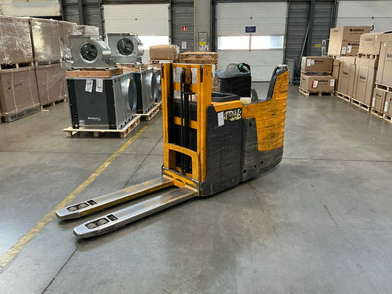 JUNGHEINRICH FORKLIFT - Gaffeltruck: billede 1 JUNGHEINRICH FORKLIFT - Gaffeltruck: billede 1