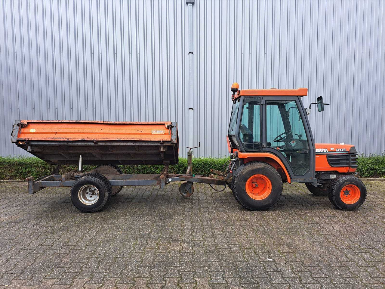 Kubota B2410 - Minitraktor: billede 5 Kubota B2410 - Minitraktor: billede 5