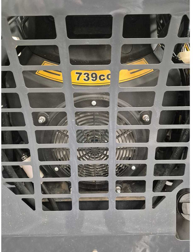 LADYS - 2025 - LA380 - SKID STEER LOADER - Skridstyret minilæsser på bånd: billede 5 LADYS - 2025 - LA380 - SKID STEER LOADER - Skridstyret minilæsser på bånd: billede 5