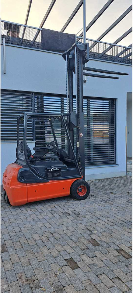 Gaffeltruck LINDE - E18C-02 - 2004 - FORKLIFT TRUCKS: billede 13 Gaffeltruck LINDE - E18C-02 - 2004 - FORKLIFT TRUCKS: billede 13