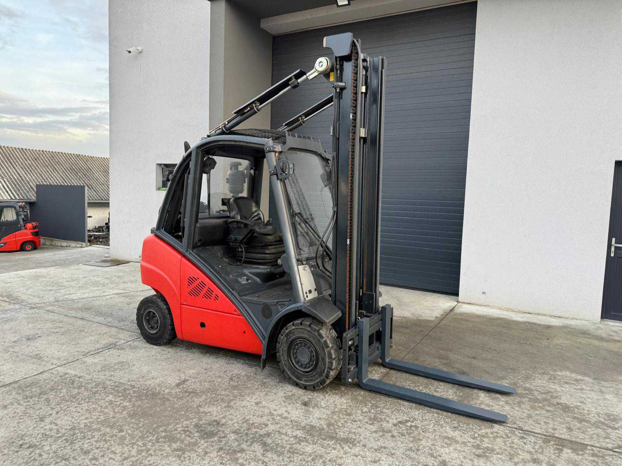 LINDE - H25T-01 - FORKLIFT TRUCKS - 2011 - Gaffeltruck: billede 5 LINDE - H25T-01 - FORKLIFT TRUCKS - 2011 - Gaffeltruck: billede 5