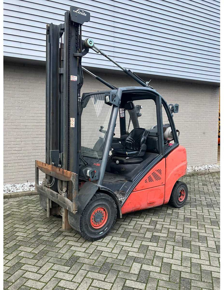 LINDE - H35T - FORKLIFT TRUCK - Gaffeltruck: billede 2 LINDE - H35T - FORKLIFT TRUCK - Gaffeltruck: billede 2