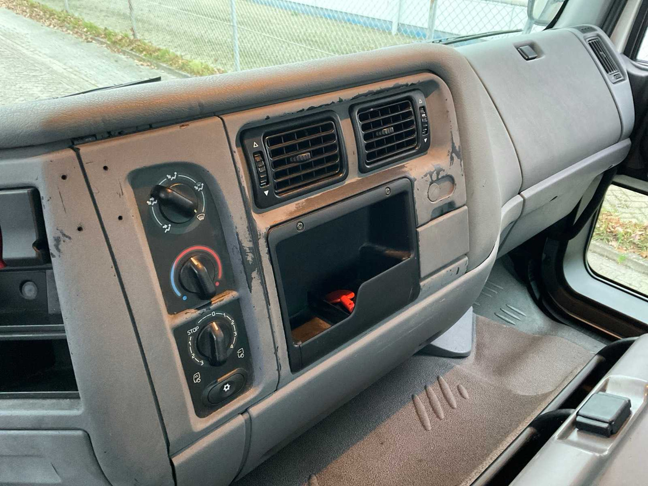 Lastbil 2004 RENAULT HD 370-19T SEMI-TRAILER TRACTOR: billede 15