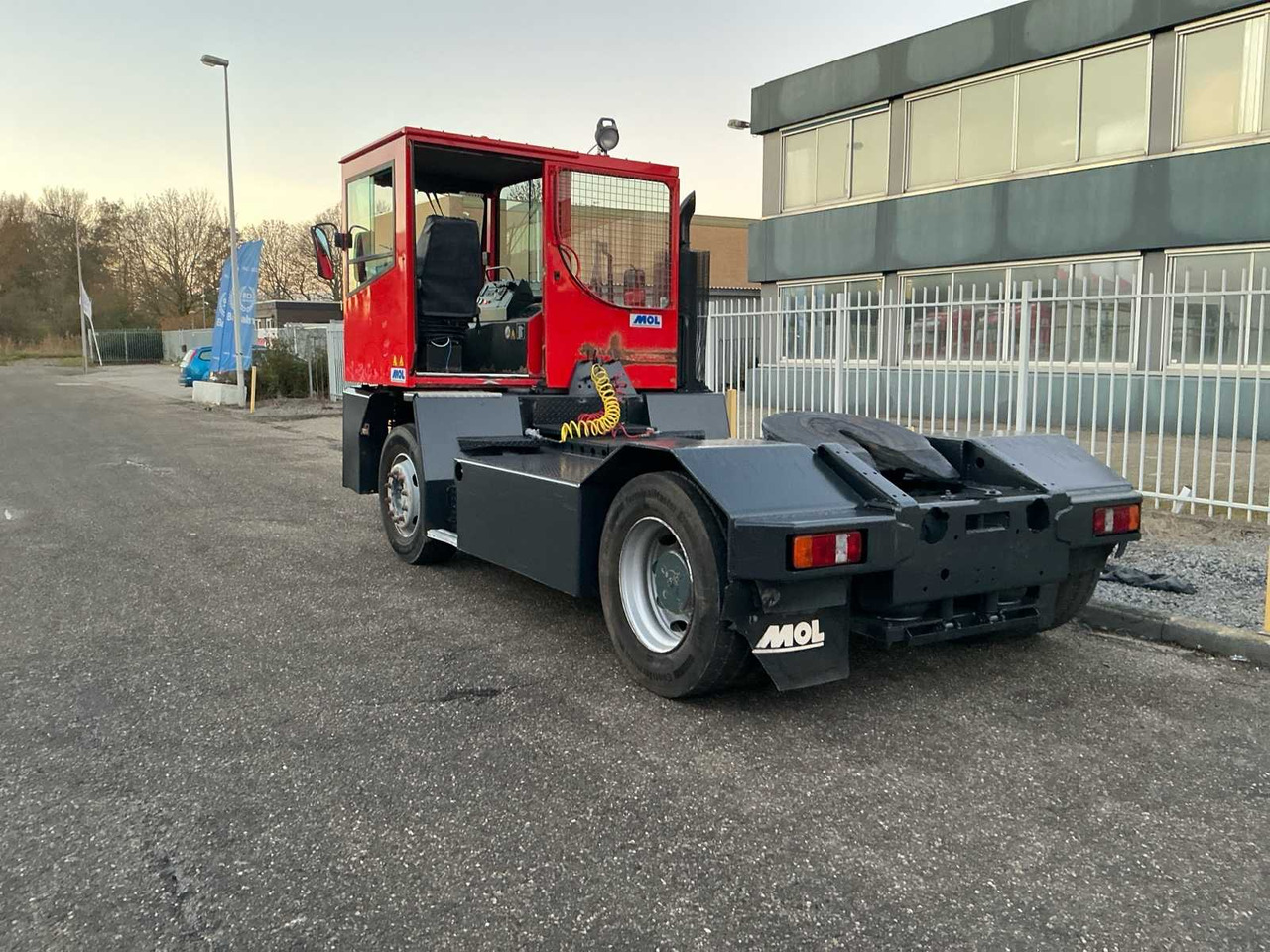 2005 MOL YT200/4X2 TERMINAL TRUCK - Lastbil: billede 4 2005 MOL YT200/4X2 TERMINAL TRUCK - Lastbil: billede 4