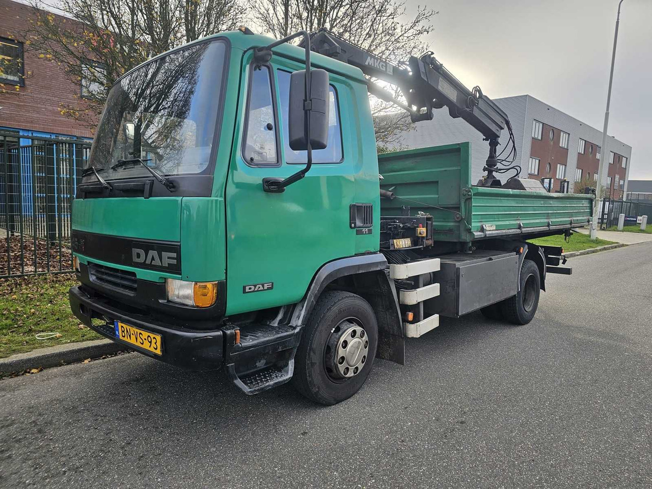 DAF - AE45/150 TI - MET MKG LOADER CRANE WITH ROTARY SQUEEZER AND TIPPER - FIRST OWNER - 131699KM - MOT 8-2026 - Lastbil: billede 1 DAF - AE45/150 TI - MET MKG LOADER CRANE WITH ROTARY SQUEEZER AND TIPPER - FIRST OWNER - 131699KM - MOT 8-2026 - Lastbil: billede 1
