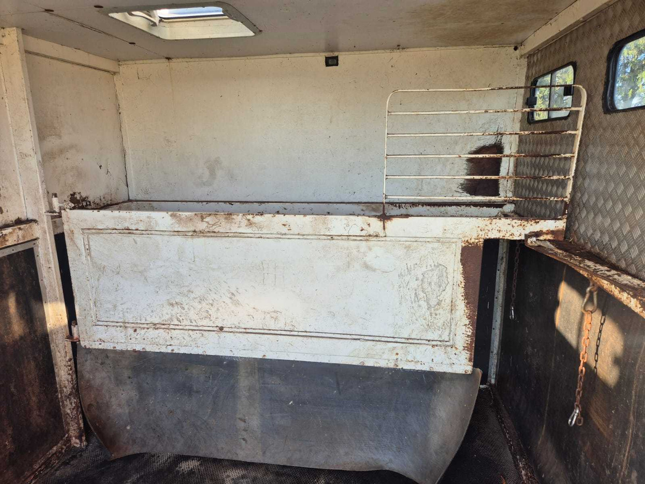 Lastbil MAN L 75F HORSE TRAILER 1994: billede 16