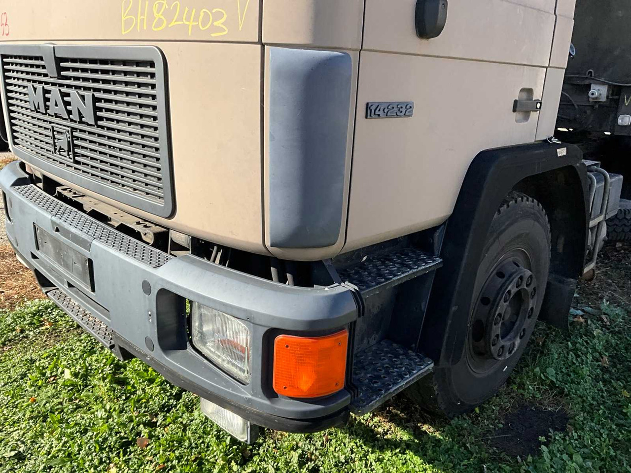 Lastbil TRACTOR UNIT WITH SEMI-TRAILER: billede 16 Lastbil TRACTOR UNIT WITH SEMI-TRAILER: billede 16