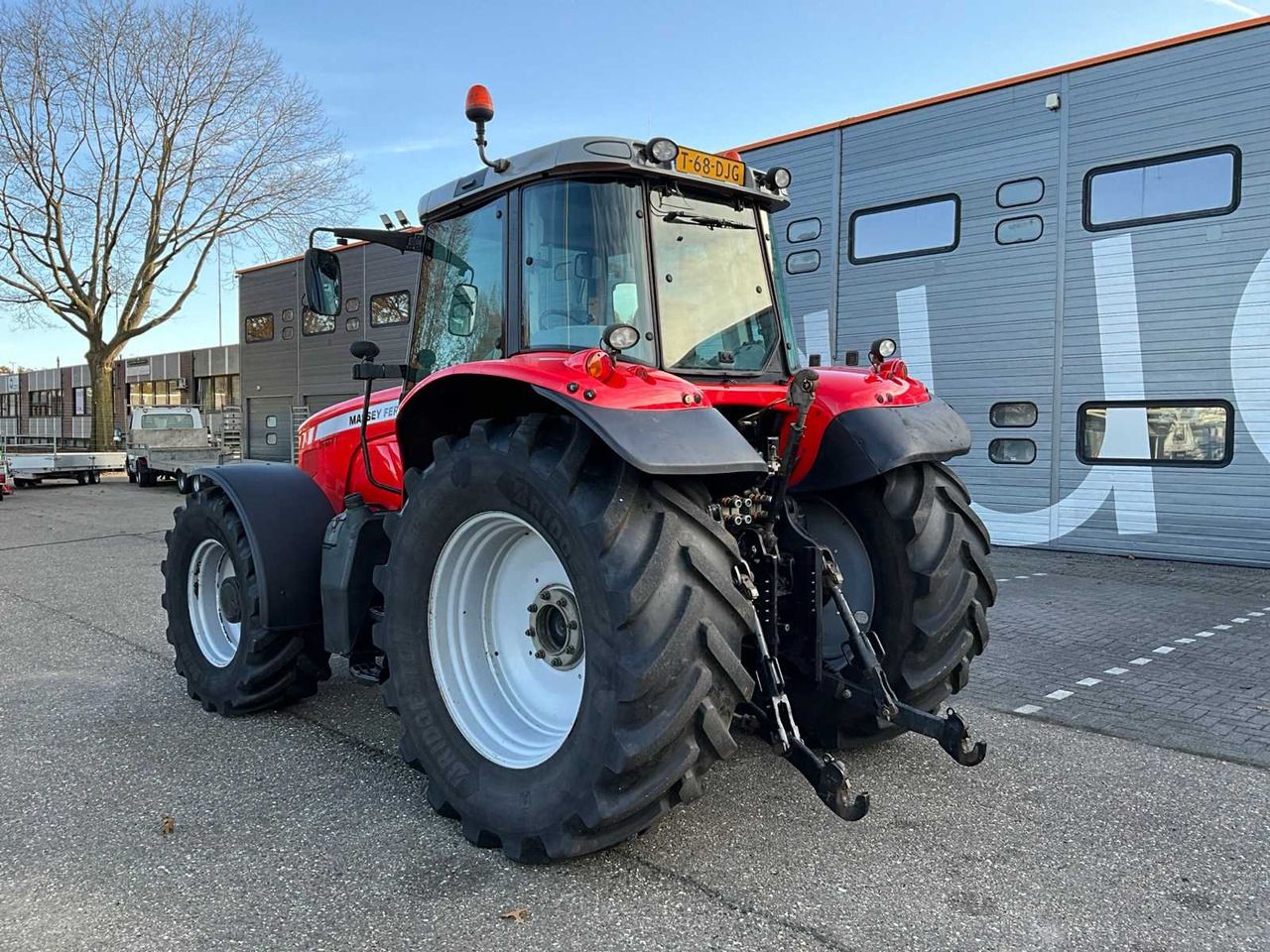 Massey ferguson 2008 MASSEY FERGUSON 7480 DYNA-VT FOUR WHEEL DRIVE FARM TRACTOR T-68-DJG - Traktor: billede 3 Massey ferguson 2008 MASSEY FERGUSON 7480 DYNA-VT FOUR WHEEL DRIVE FARM TRACTOR T-68-DJG - Traktor: billede 3