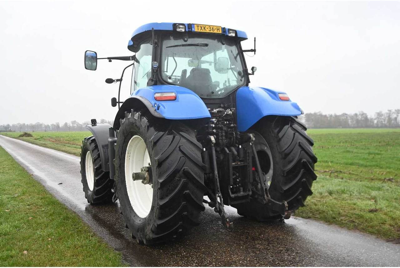 NEW HOLLAND - 2007 - T7030 - ALL-WHEEL DRIVE FARM TRACTOR - Traktor: billede 5 NEW HOLLAND - 2007 - T7030 - ALL-WHEEL DRIVE FARM TRACTOR - Traktor: billede 5