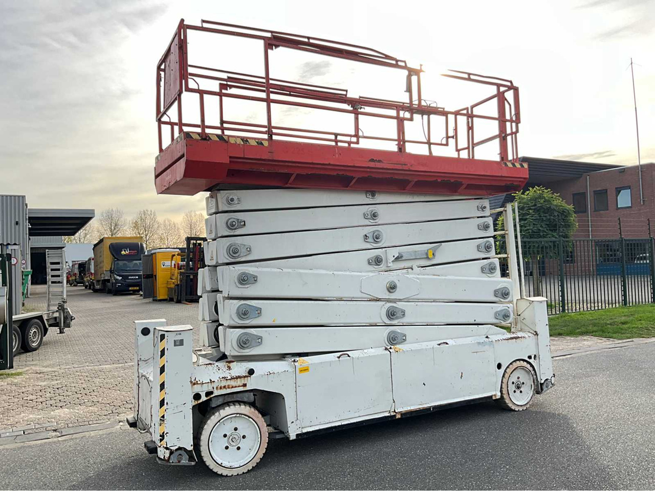 PB - S225-12ES - AERIAL PLATFORM WORKING HEIGHT 22,5 METERS, YEAR OF MANUFACTURE 2011 - Lift: billede 1 PB - S225-12ES - AERIAL PLATFORM WORKING HEIGHT 22,5 METERS, YEAR OF MANUFACTURE 2011 - Lift: billede 1
