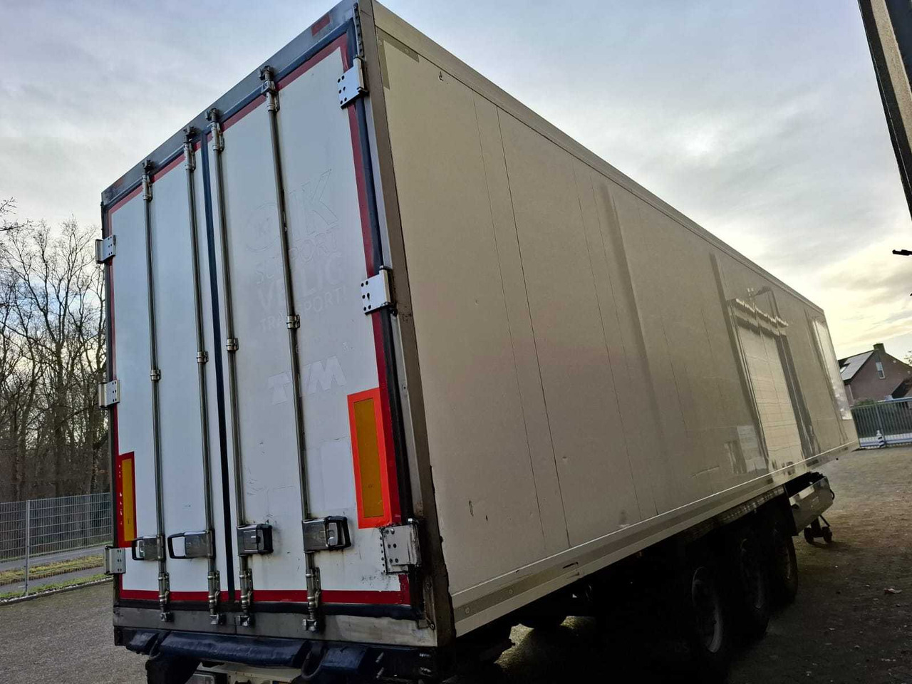 KRONE - 2016 - TKS MEETHANG - SEMI-TRAILER - Sættevogn: billede 3 KRONE - 2016 - TKS MEETHANG - SEMI-TRAILER - Sættevogn: billede 3