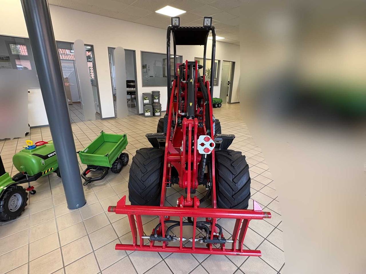 Thaler 2226S - Gummihjulslæsser: billede 1 Thaler 2226S - Gummihjulslæsser: billede 1