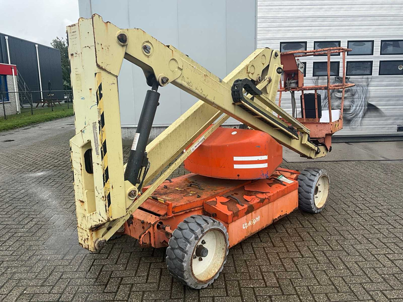 "Upright" "UPRIGHT" - AB38N - ARTICULATED TELESCOPIC BOOM LIFT - 2007 - Lift: billede 1 "Upright" "UPRIGHT" - AB38N - ARTICULATED TELESCOPIC BOOM LIFT - 2007 - Lift: billede 1