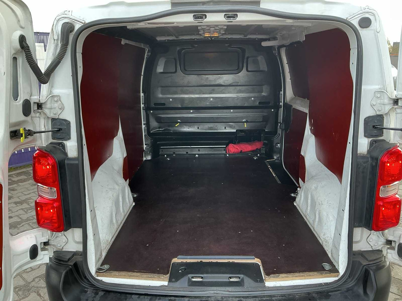 2020 - CITROEN - JUMPY - 1.5 BLUEHDI CLUB - COMMERCIAL VEHICLE - Varebil: billede 5 2020 - CITROEN - JUMPY - 1.5 BLUEHDI CLUB - COMMERCIAL VEHICLE - Varebil: billede 5