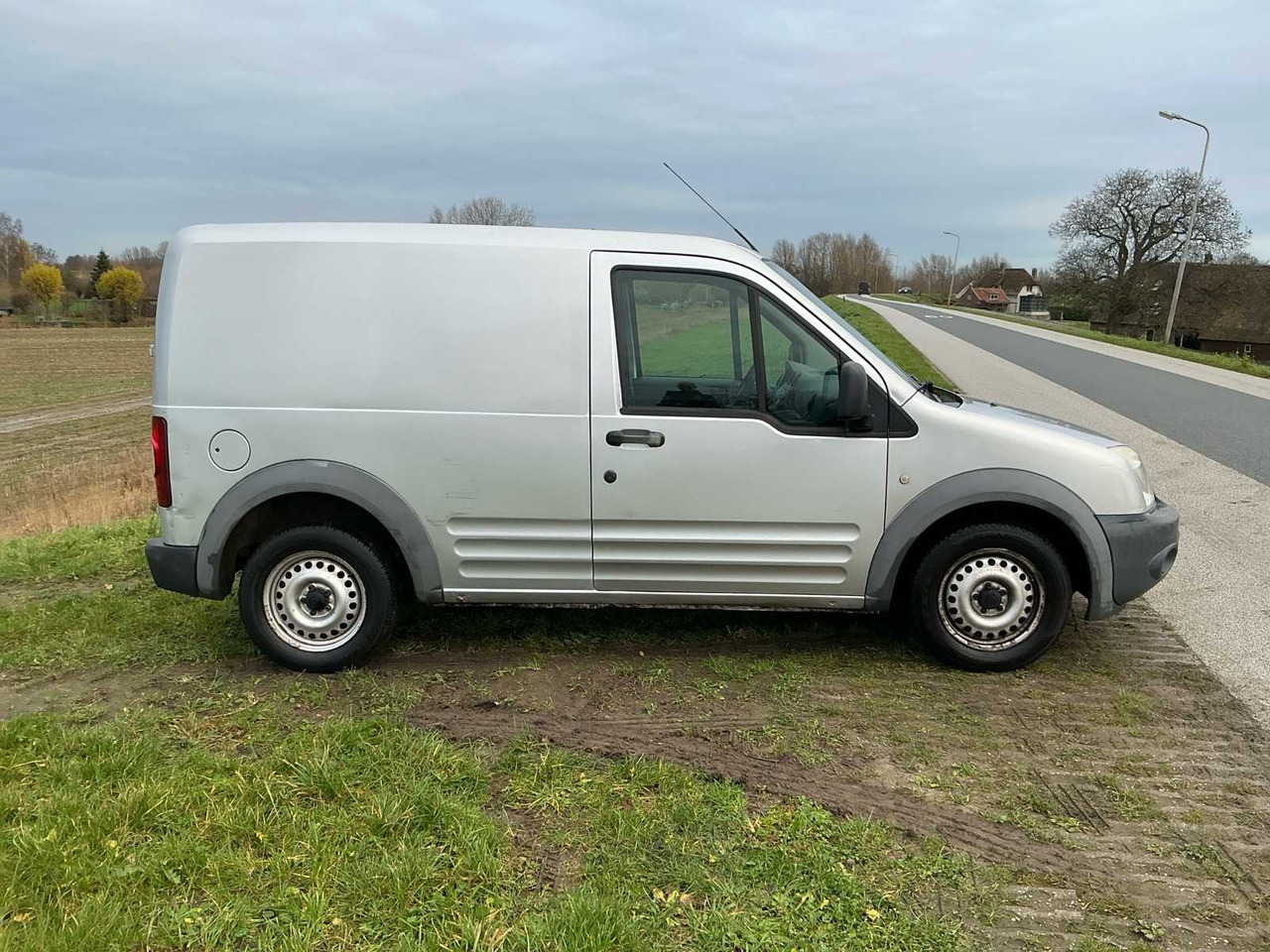FORD TRANSIT CONNECT T200S 1.8 TDCI ECOED COMMERCIAL VEHICLE - Varebil: billede 4 FORD TRANSIT CONNECT T200S 1.8 TDCI ECOED COMMERCIAL VEHICLE - Varebil: billede 4