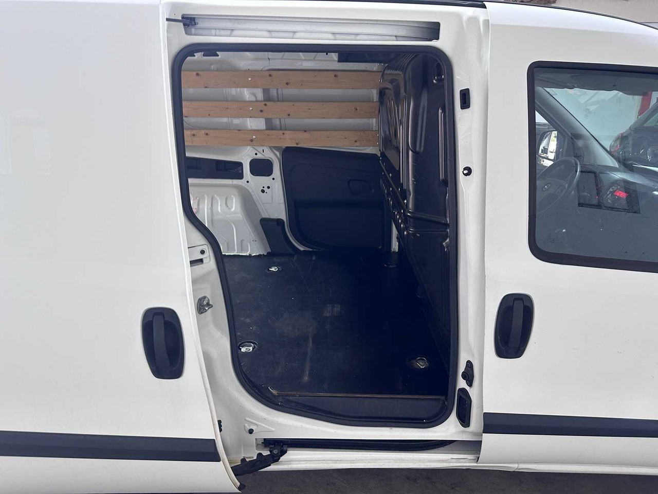 OPEL - COMBO - 1.3 CDTI L1H1 EDIT. - V-570-JT - Varebil: billede 5 OPEL - COMBO - 1.3 CDTI L1H1 EDIT. - V-570-JT - Varebil: billede 5