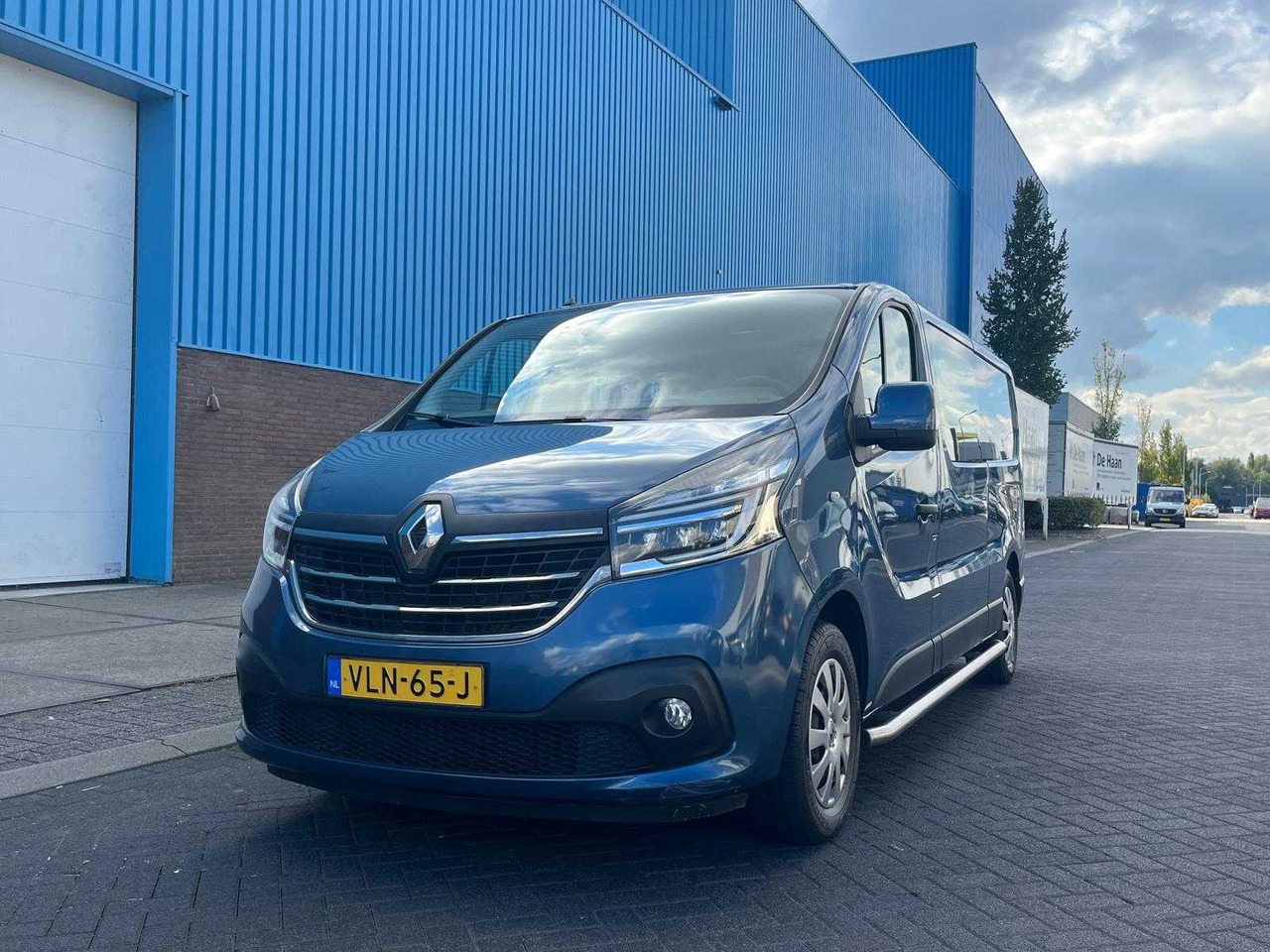 RENAULT TRAFIC 2.0 DCI 120 T29 L2H1 DOUBLE CABIN 6-PERS WORK EDITION | EURO 6 | VANS | VLN-65-J - Varebil: billede 2 RENAULT TRAFIC 2.0 DCI 120 T29 L2H1 DOUBLE CABIN 6-PERS WORK EDITION | EURO 6 | VANS | VLN-65-J - Varebil: billede 2