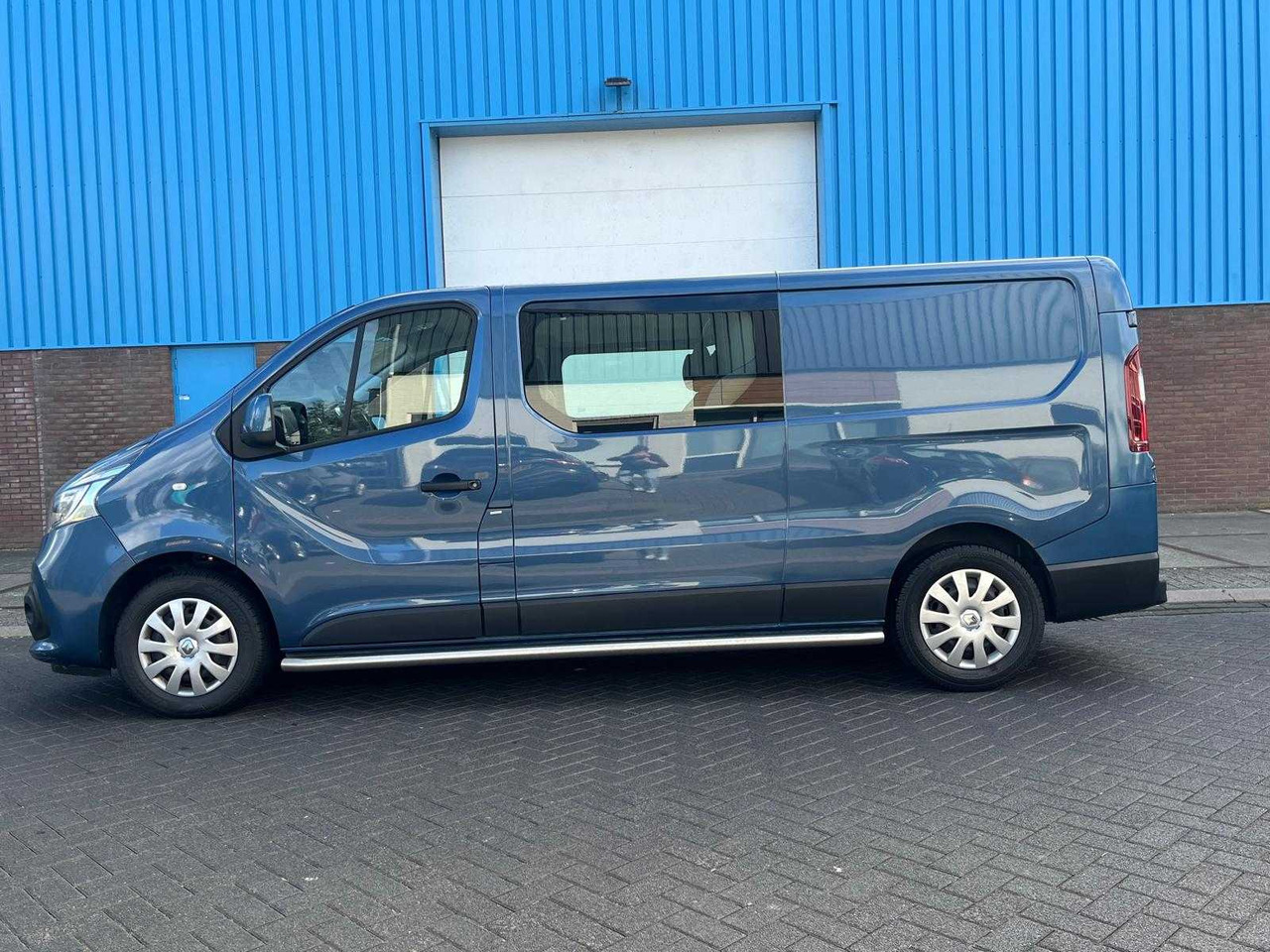 RENAULT TRAFIC 2.0 DCI 120 T29 L2H1 DOUBLE CABIN 6-PERS WORK EDITION | EURO 6 | VANS | VLN-65-J - Varebil: billede 3 RENAULT TRAFIC 2.0 DCI 120 T29 L2H1 DOUBLE CABIN 6-PERS WORK EDITION | EURO 6 | VANS | VLN-65-J - Varebil: billede 3